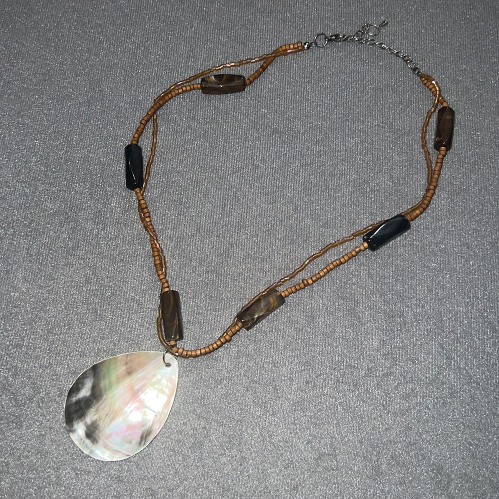 Iridescent Shell & bead necklace